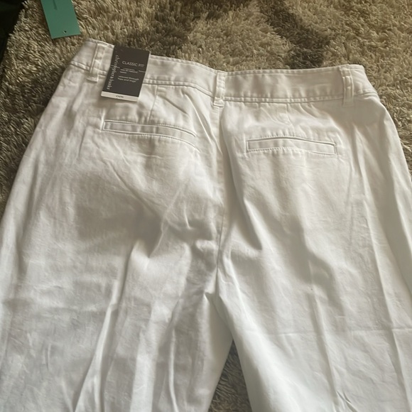 White relaxed fit capri pant - Picture 4 of 4